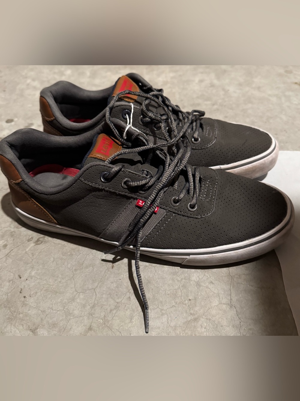 Levi's Men's Miles Perforated Low Top Casual Skate Sneakers Charcoal Gray Size11